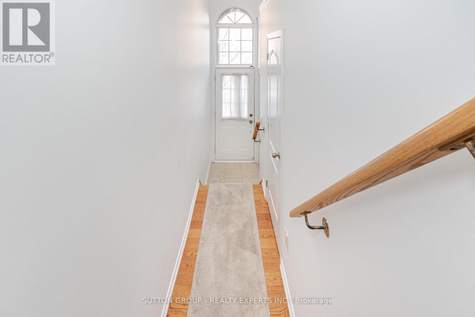 7186 Triumph Lane, Mississauga (Lisgar), Ontario  L5N 0C5 - Photo 4 - W12609536