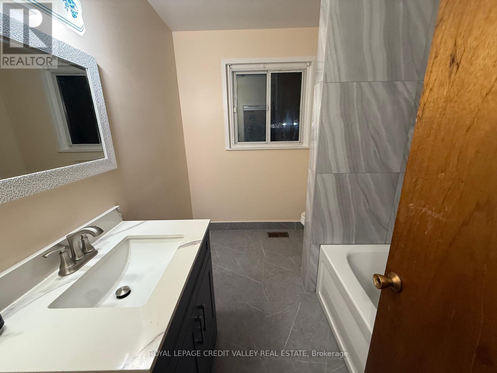 9627 Mississauga Road, Brampton, Ontario  L0P 1K0 - Photo 13 - W12609548