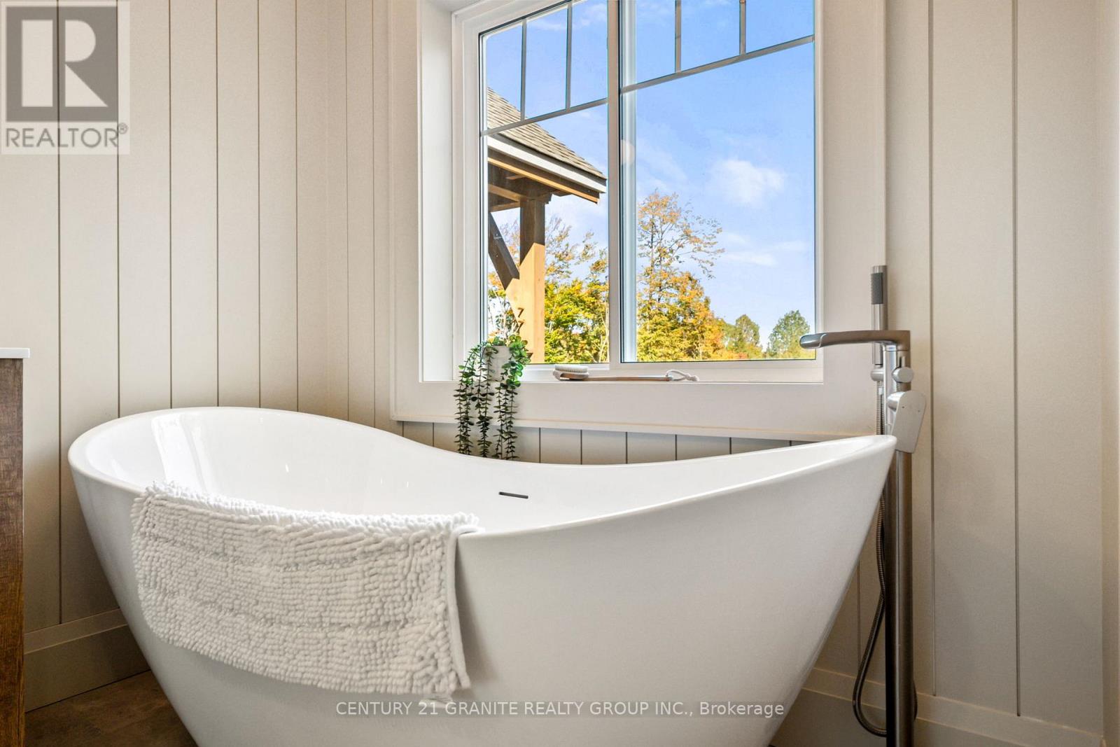 356 Old Welsh Road, Hastings Highlands, Ontario  K0L 1C0 - Photo 21 - X12428908