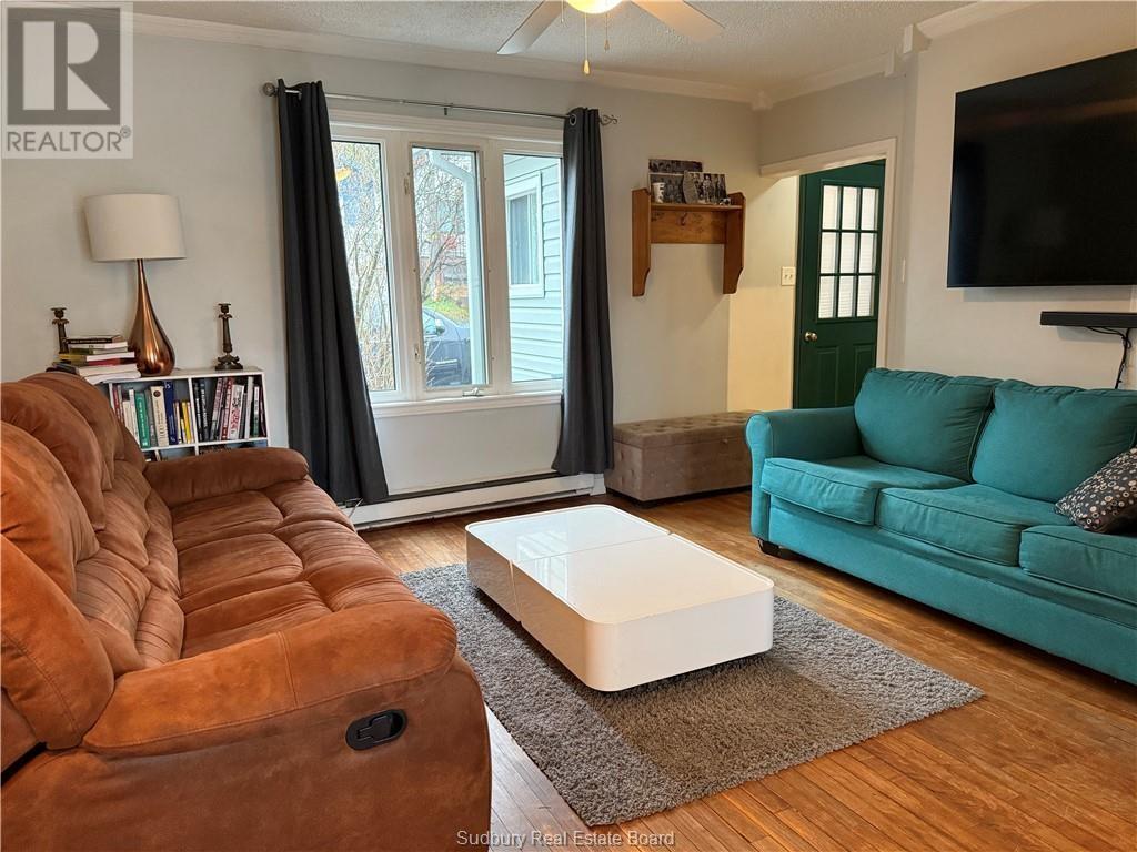 383 Morin Avenue, Sudbury, Ontario P3C 5A4 - Photo 2 - 2125867