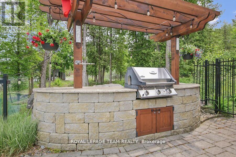 3886 Armitage Avenue, Ottawa, Ontario  K0A 1T0 - Photo 39 - X12485760