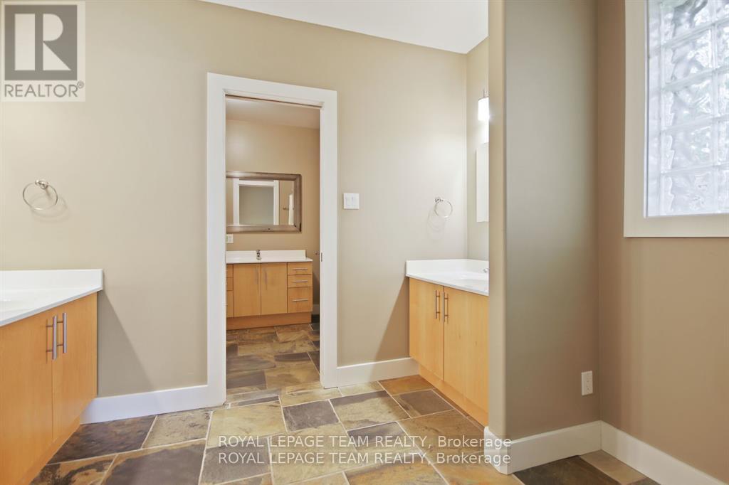 3886 Armitage Avenue, Ottawa, Ontario  K0A 1T0 - Photo 35 - X12485760