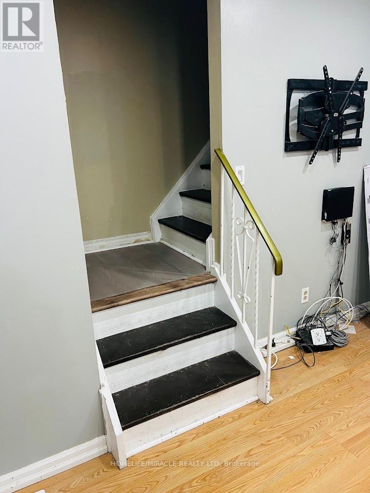 32a Crossley Drive, Port Hope, Ontario  L1A 3T4 - Photo 11 - X12609388