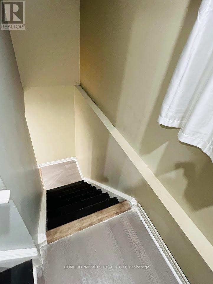 32a Crossley Drive, Port Hope, Ontario  L1A 3T4 - Photo 18 - X12609388