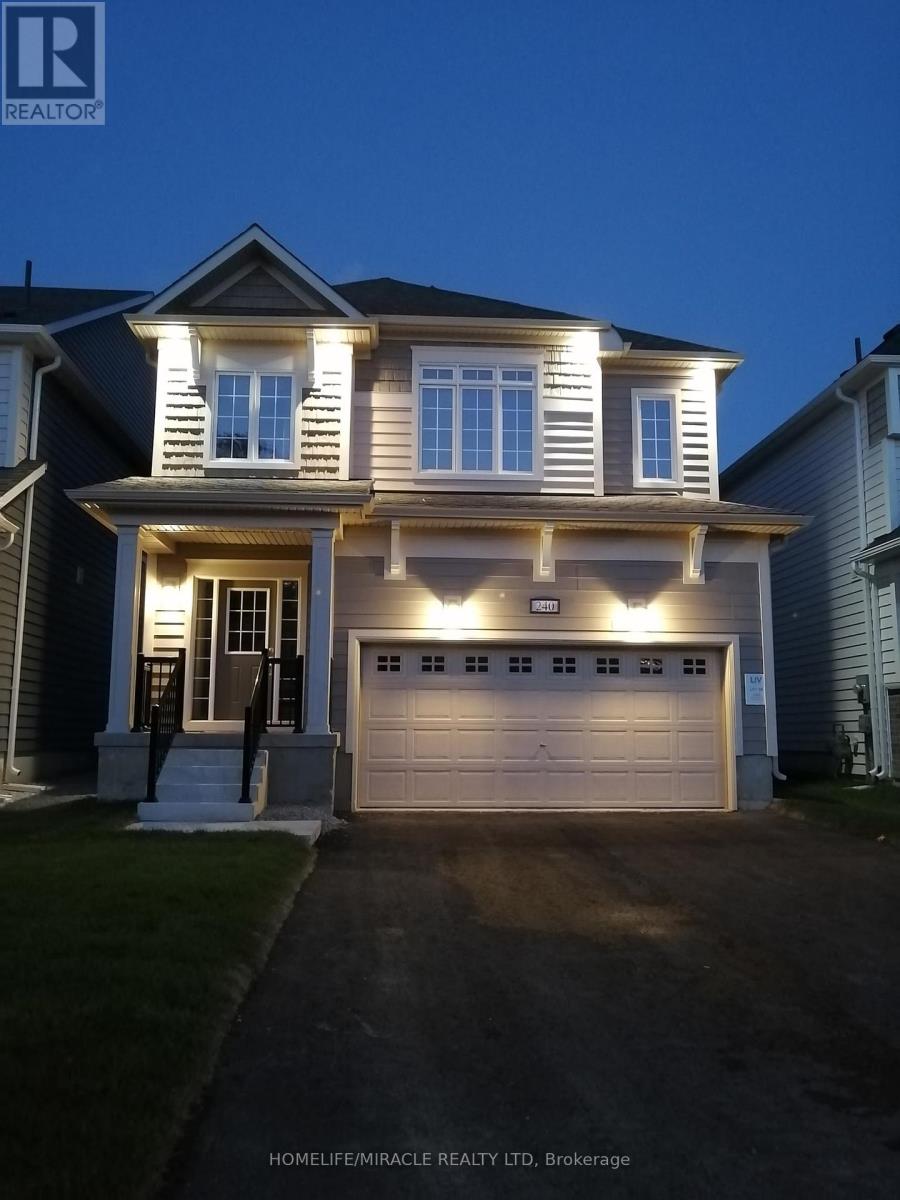 240 Beechwood Forest Lane, Gravenhurst, Ontario  P1P 1A7 - Photo 3 - X12609408