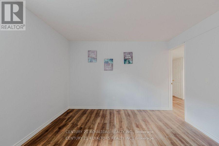 1308 Lawson Road, London North, Ontario  N6G 0G8 - Photo 26 - X12609452