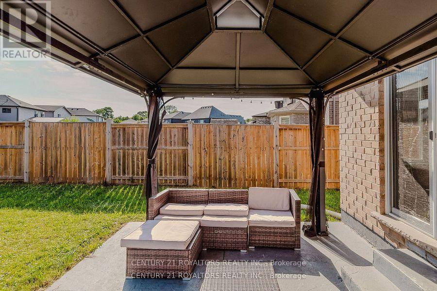 1308 Lawson Road, London North, Ontario  N6G 0G8 - Photo 35 - X12609452