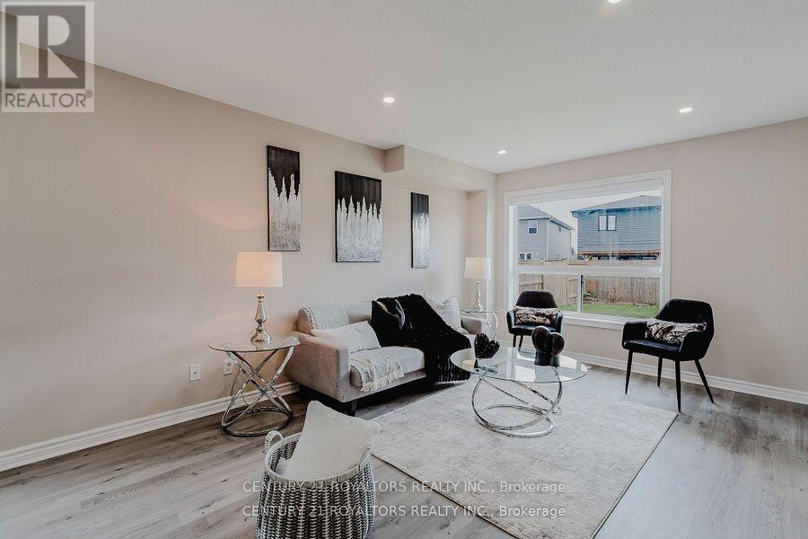 1308 Lawson Road, London North, Ontario  N6G 0G8 - Photo 7 - X12609452