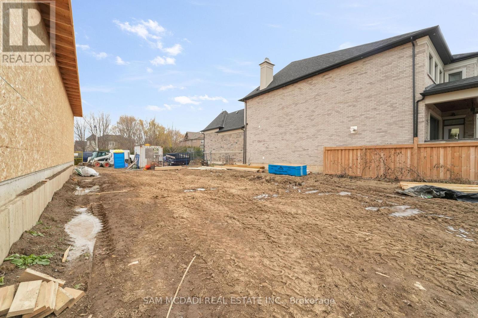 451 Montreal Circle, Hamilton, Ontario  L8E 0E2 - Photo 22 - X12609484