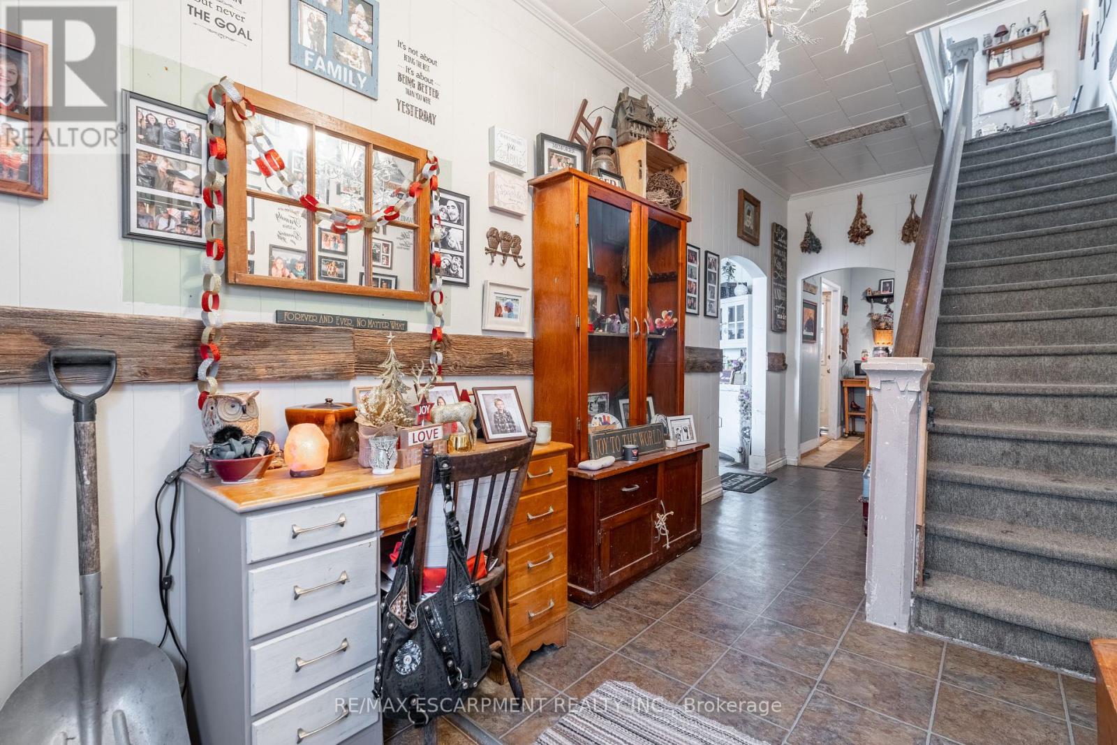 A&b - 18 King Street, Haldimand, Ontario  N0A 1E0 - Photo 11 - X12609572