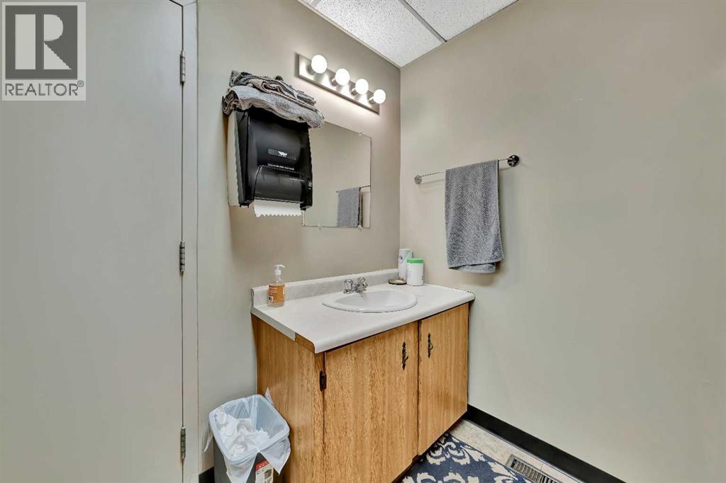 5106 63 Street, Lloydminster, Alberta T9V 2E6 - Photo 6 - A2259435