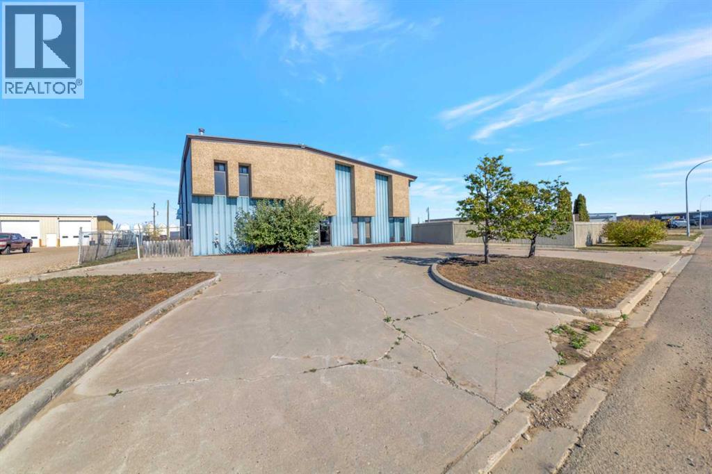 5106 63 Street, Lloydminster, Alberta T9V 2E6 - Photo 35 - A2259435