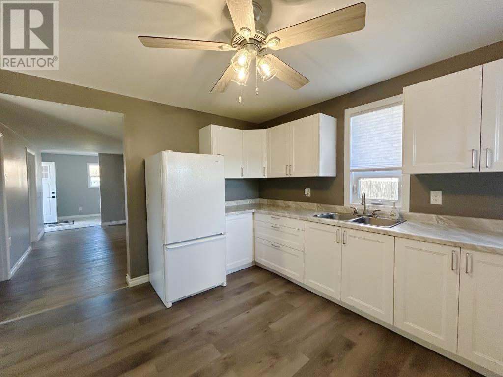 1007 Sunset Drive, Fort Frances, Ontario  P9A 2T5 - Photo 4 - TB253491