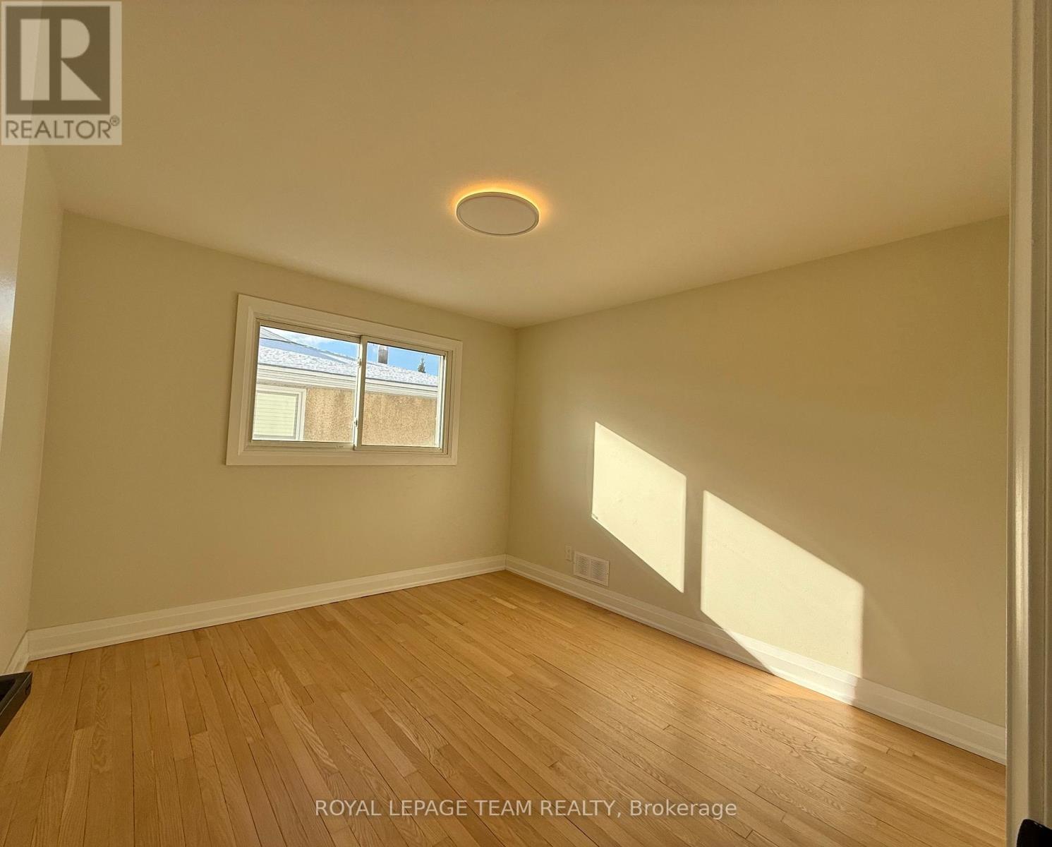 973 Eiffel Avenue, Ottawa, Ontario  K2C 0J3 - Photo 13 - X12609632