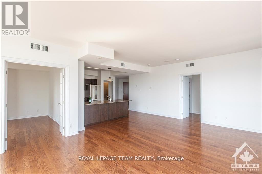 2204 - 234 Rideau Street, Ottawa, Ontario  K1N 0A9 - Photo 10 - X12609640