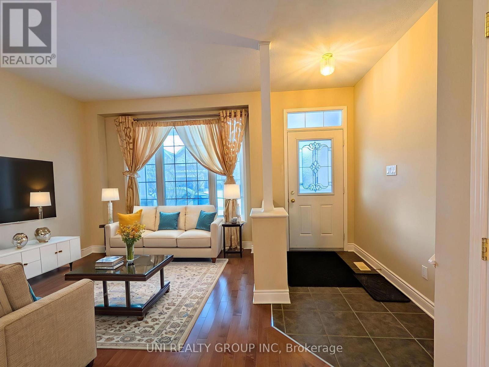 105 Cheyenne Way, Ottawa, Ontario  K2J 0E8 - Photo 3 - X12609656