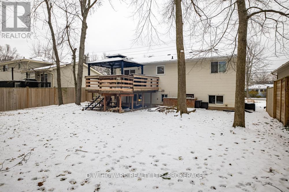 123 Burleigh Road N, Fort Erie, Ontario  L0S 1N0 - Photo 30 - X12609636