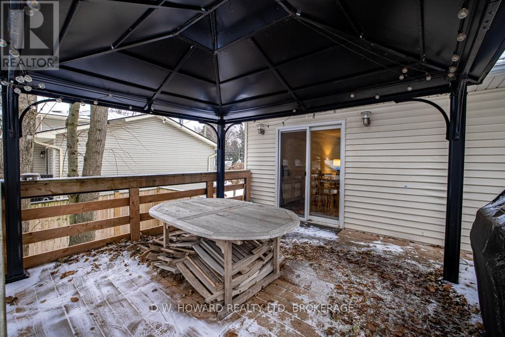 123 Burleigh Road N, Fort Erie, Ontario  L0S 1N0 - Photo 31 - X12609636