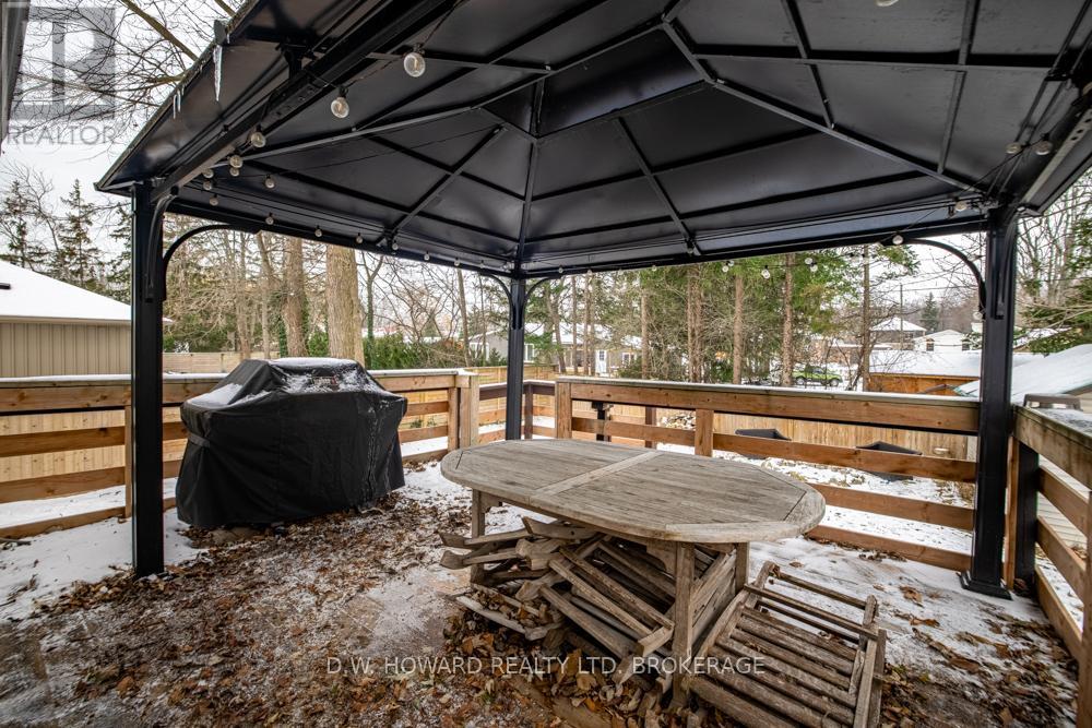 123 Burleigh Road N, Fort Erie, Ontario  L0S 1N0 - Photo 32 - X12609636