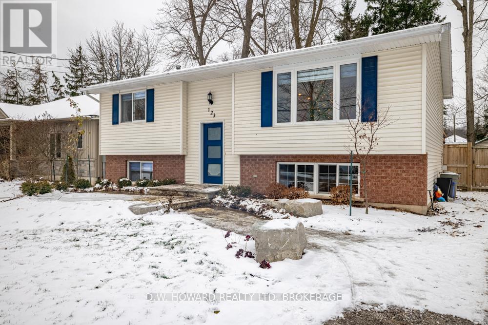 123 Burleigh Road N, Fort Erie, Ontario  L0S 1N0 - Photo 4 - X12609636