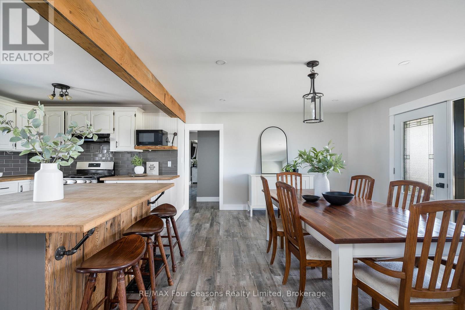 475 Lyons Court, Wasaga Beach, Ontario L9Z 1V1 - Photo 16 - S12609710