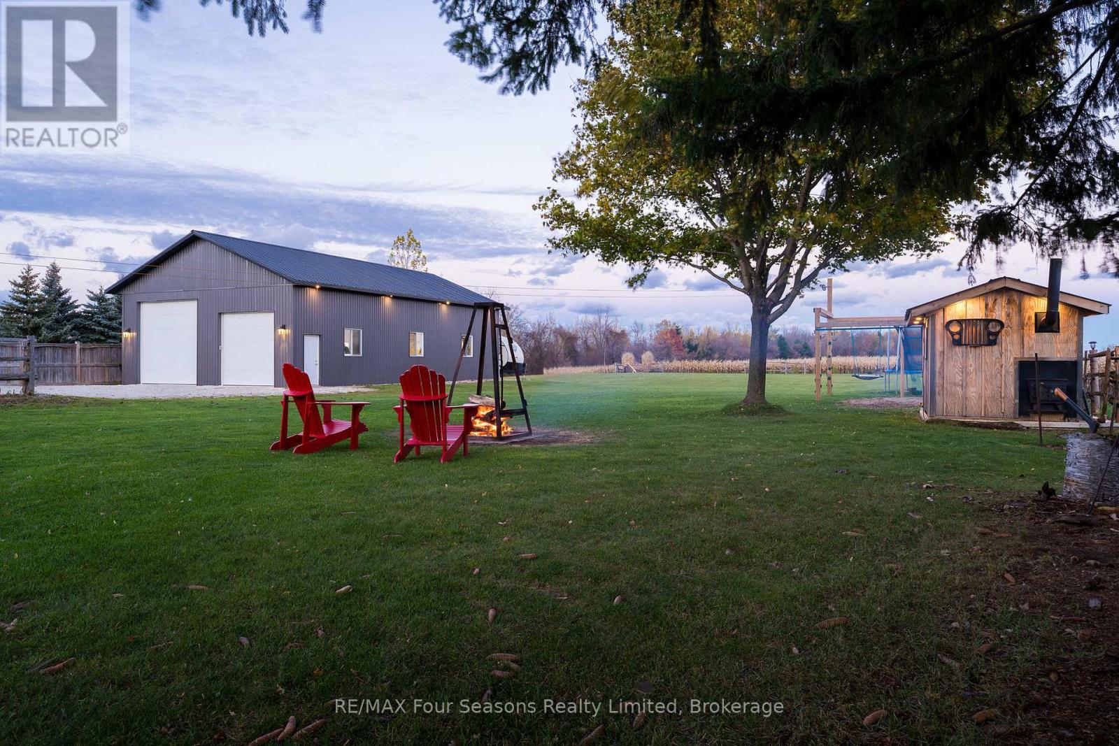 475 Lyons Court, Wasaga Beach, Ontario L9Z 1V1 - Photo 2 - S12609710