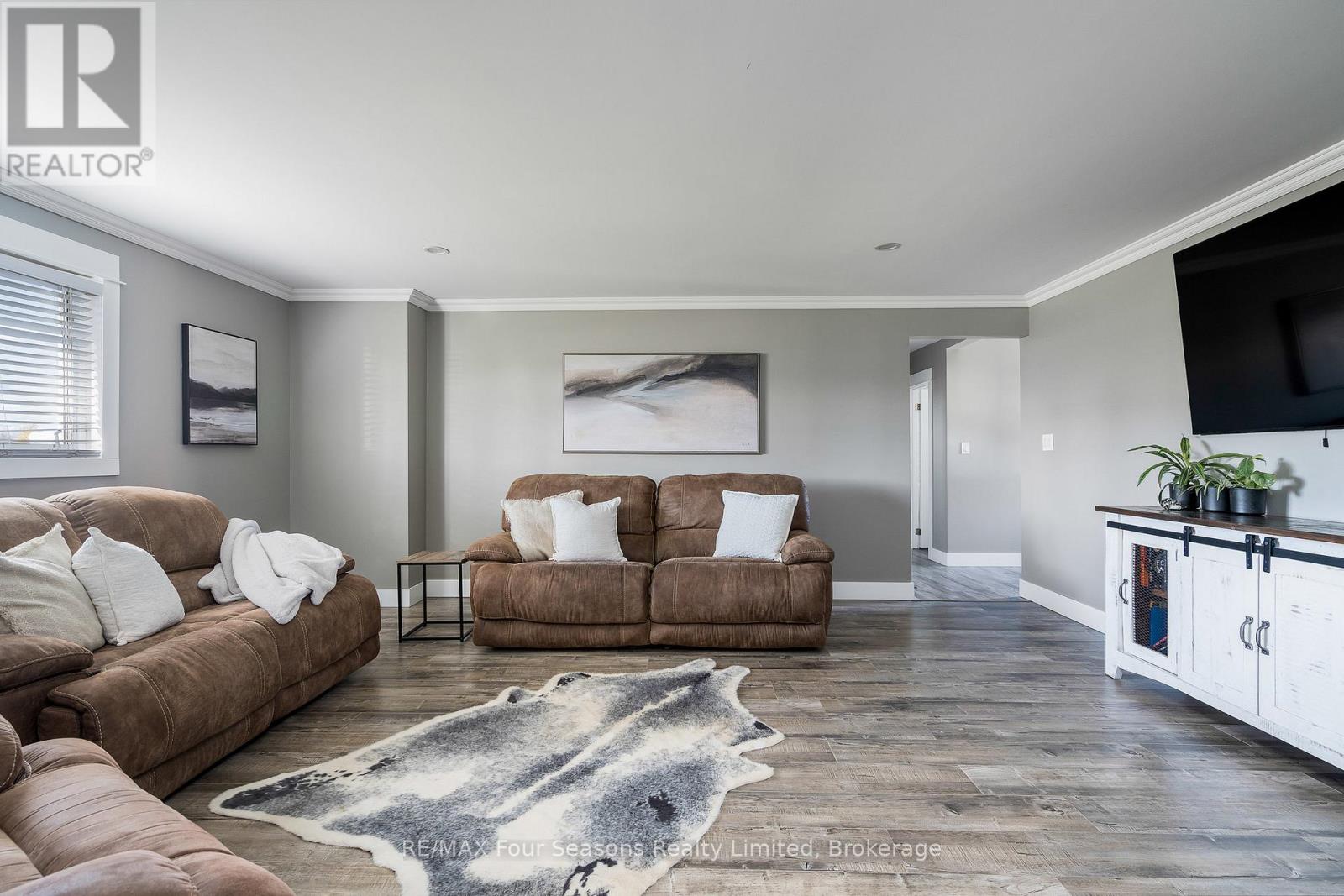 475 Lyons Court, Wasaga Beach, Ontario L9Z 1V1 - Photo 22 - S12609710