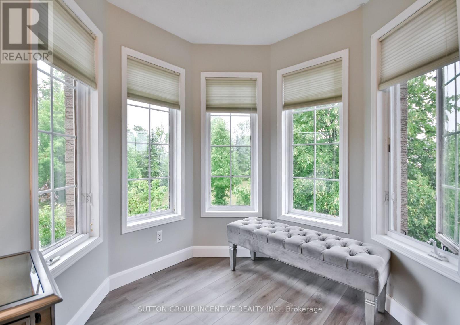 30 Bruce Crescent, Barrie (Bayshore), Ontario  L4N 8T8 - Photo 20 - S12543832