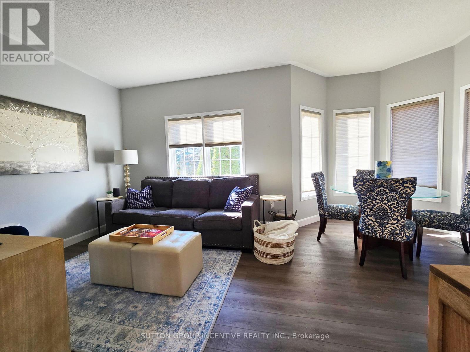 30 Bruce Crescent, Barrie (Bayshore), Ontario  L4N 8T8 - Photo 14 - S12543832