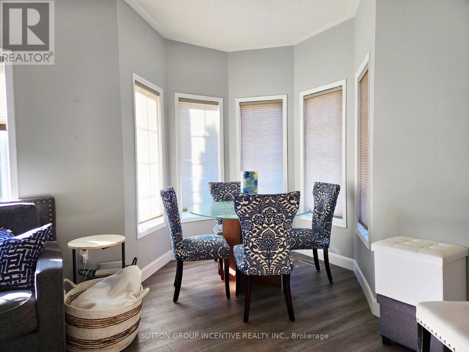 30 Bruce Crescent, Barrie (Bayshore), Ontario  L4N 8T8 - Photo 15 - S12543832