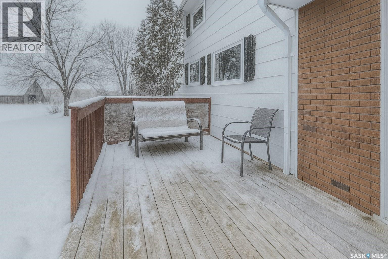 Klassen Acreage - Stewart Valley, Saskatchewan Landing Rm No.167, Saskatchewan  S0N 0E9 - Photo 5 - SK025319