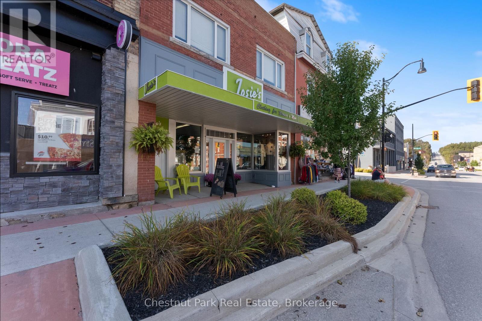 618 Berford Street, South Bruce Peninsula, Ontario  N0H 2T0 - Photo 1 - X12609680