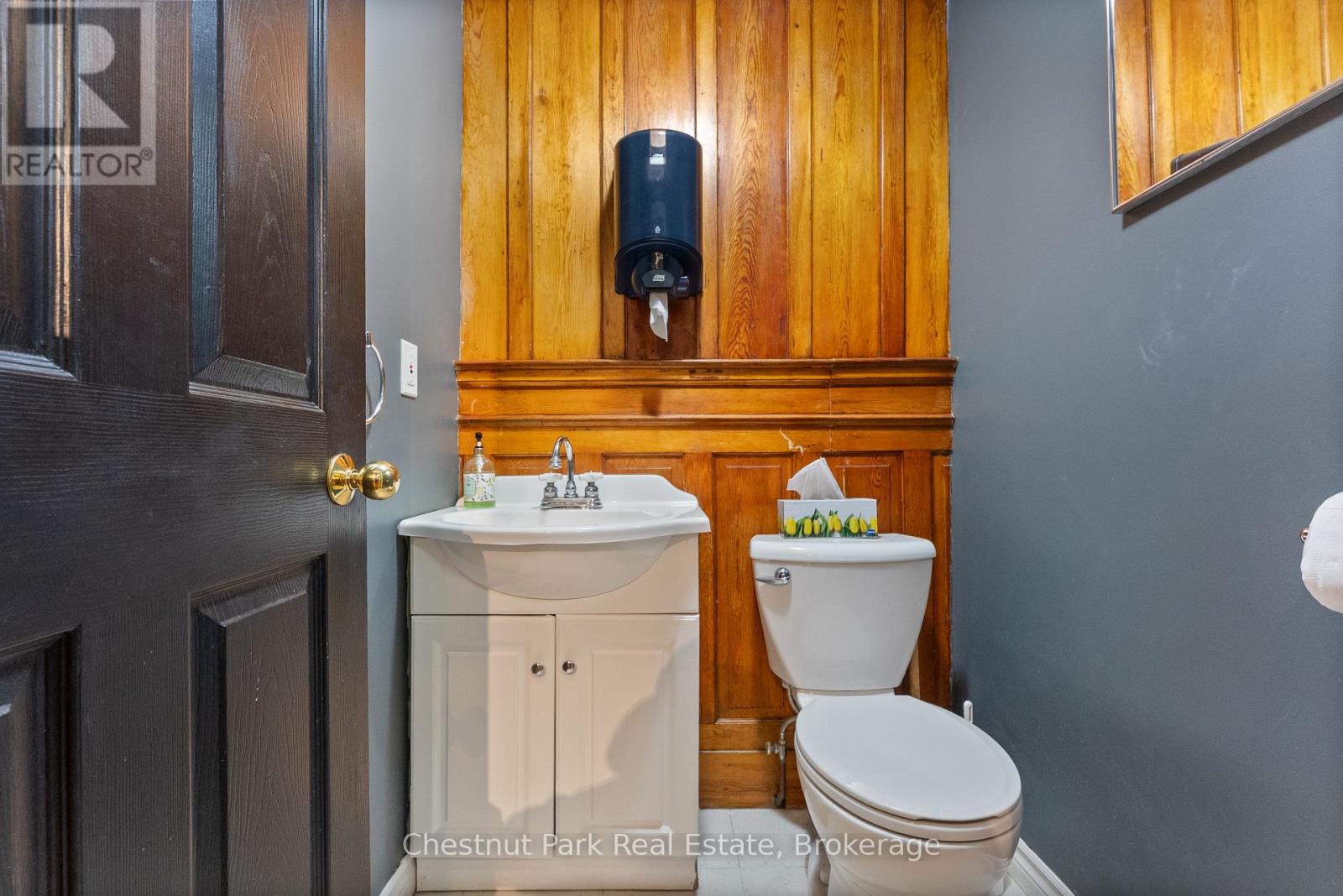 618 Berford Street, South Bruce Peninsula, Ontario  N0H 2T0 - Photo 18 - X12609680