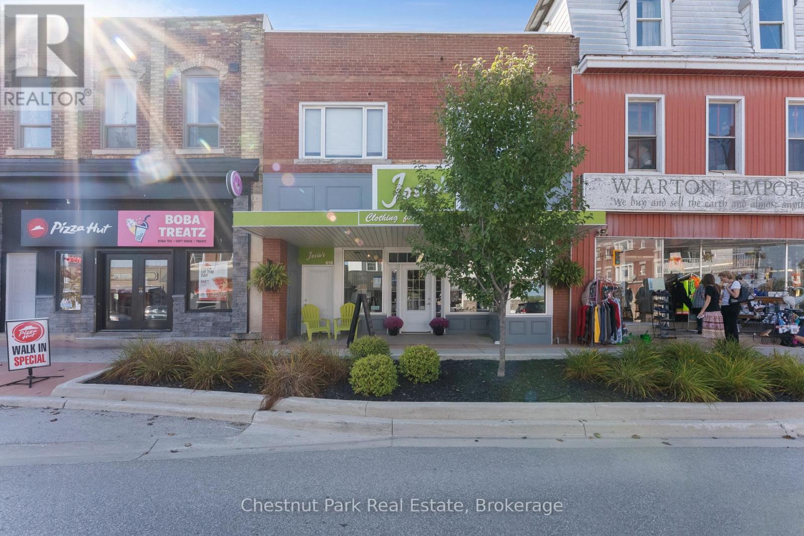 618 Berford Street, South Bruce Peninsula, Ontario  N0H 2T0 - Photo 2 - X12609680