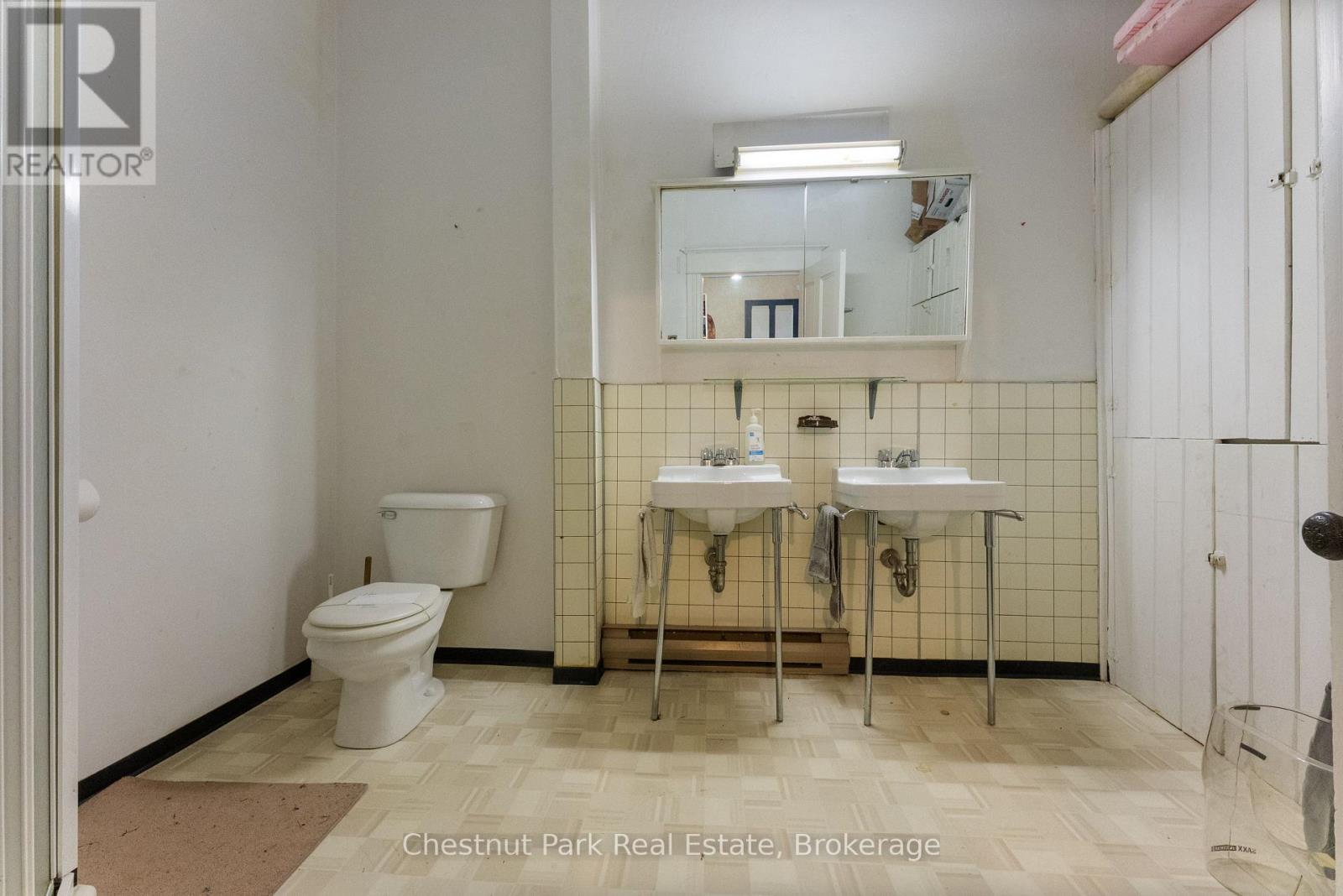 618 Berford Street, South Bruce Peninsula, Ontario  N0H 2T0 - Photo 27 - X12609680