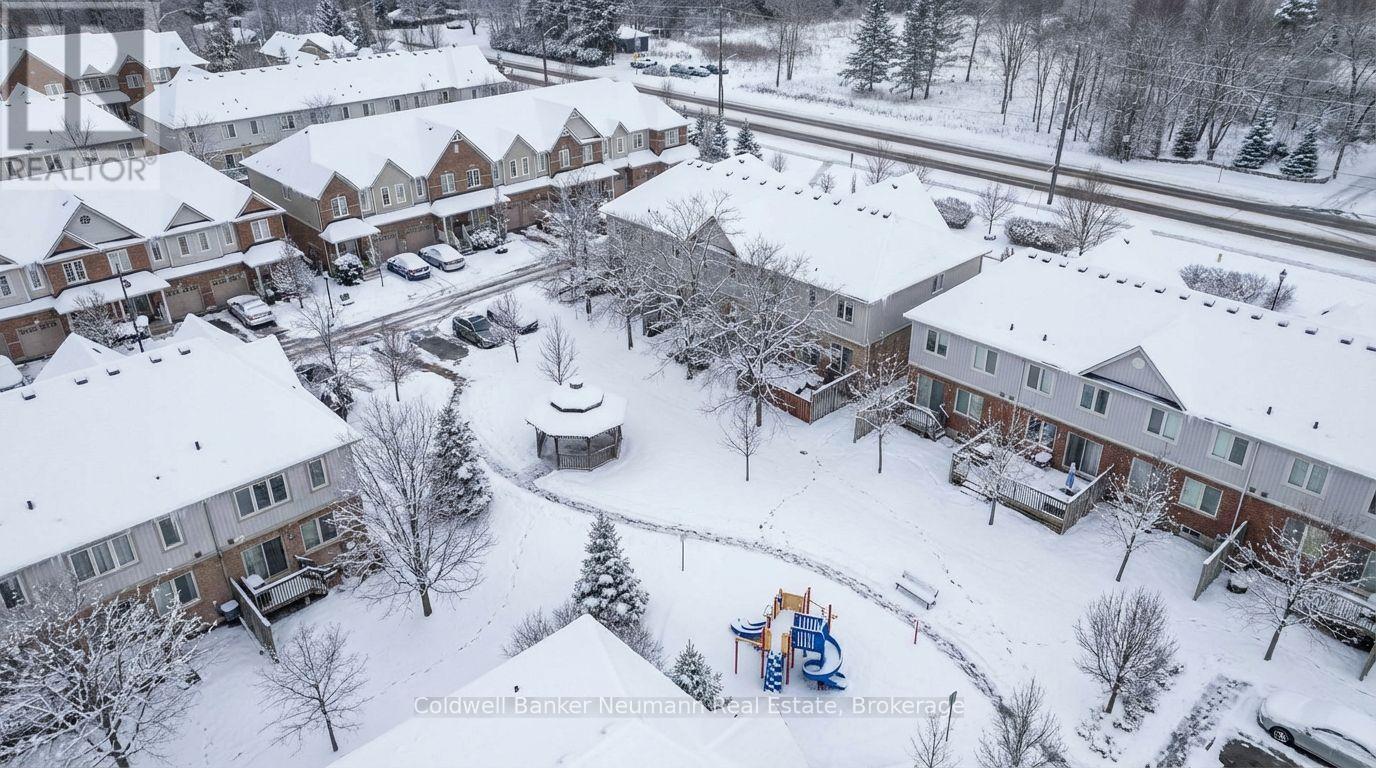 71 - 1035 Victoria Road S, Guelph, Ontario N1L 0H5 - Photo 3 - X12609724