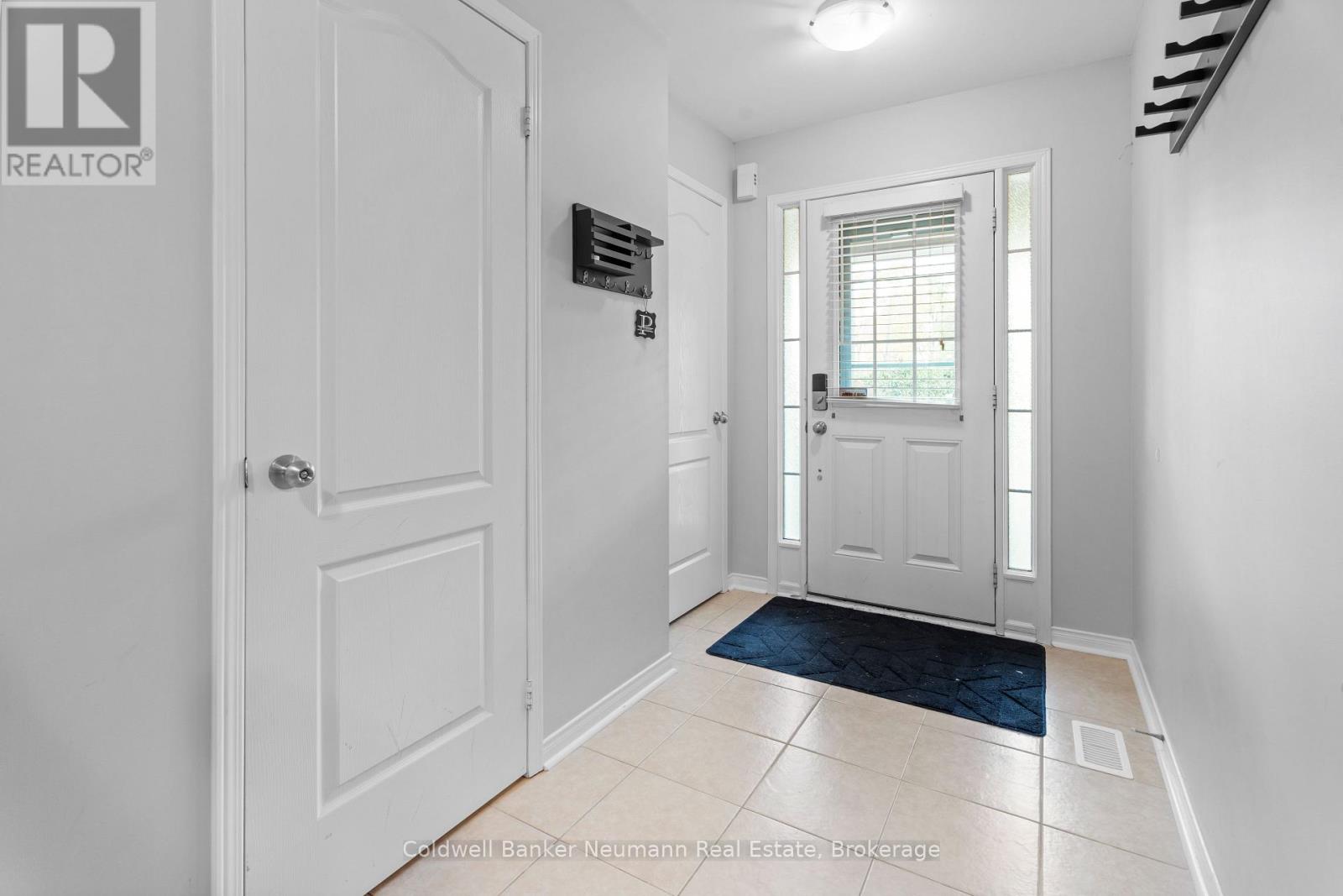 71 - 1035 Victoria Road S, Guelph, Ontario N1L 0H5 - Photo 4 - X12609724