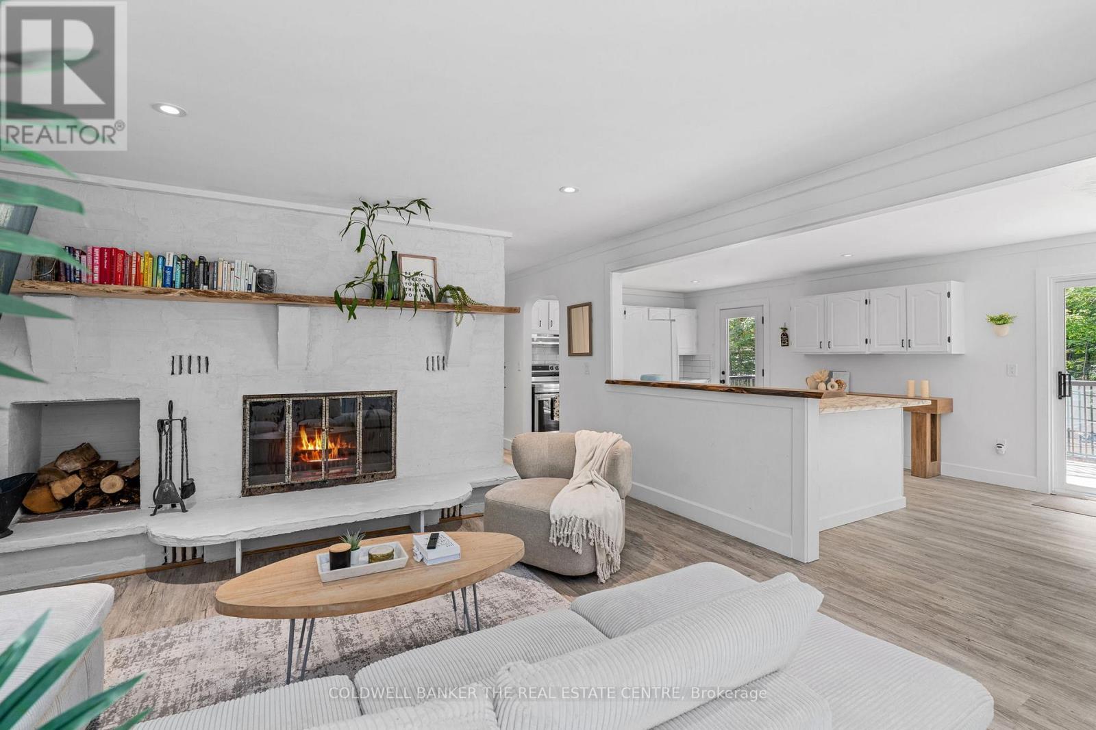 1100 Mortimers Point Road, Muskoka Lakes, Ontario  P0B 1J0 - Photo 13 - X12369288