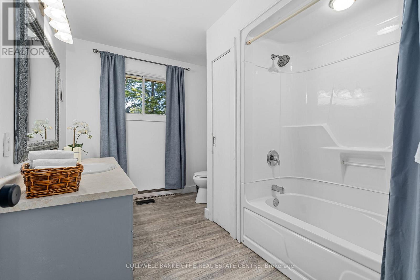 1100 Mortimers Point Road, Muskoka Lakes, Ontario  P0B 1J0 - Photo 15 - X12369288