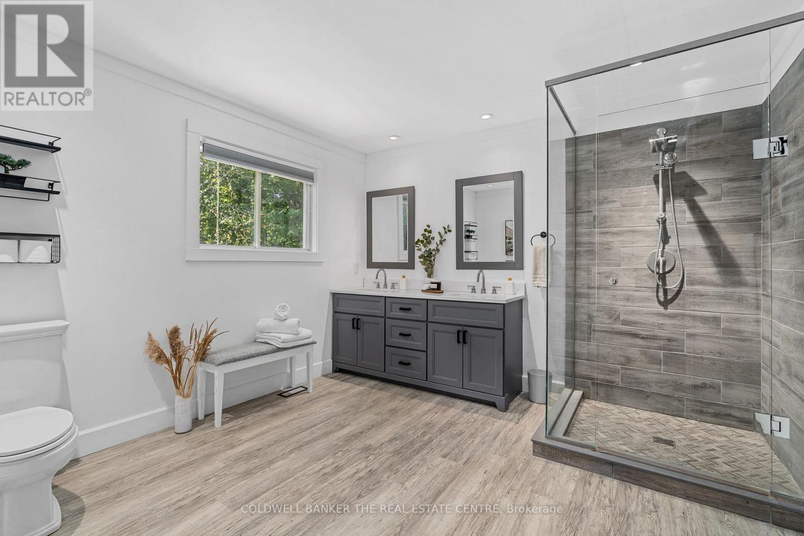 1100 Mortimers Point Road, Muskoka Lakes, Ontario  P0B 1J0 - Photo 19 - X12369288