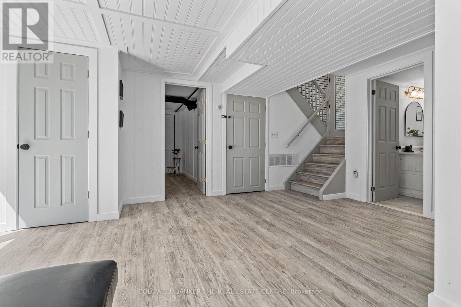 1100 Mortimers Point Road, Muskoka Lakes, Ontario  P0B 1J0 - Photo 23 - X12369288