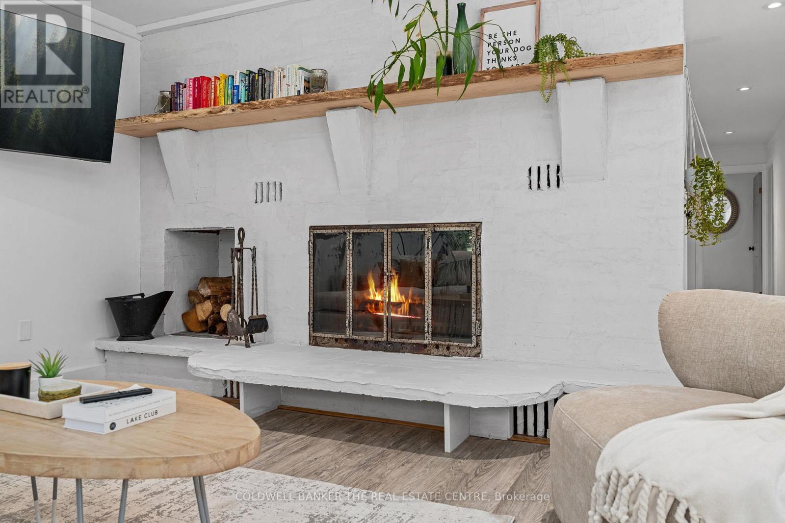 1100 Mortimers Point Road, Muskoka Lakes, Ontario  P0B 1J0 - Photo 12 - X12369288