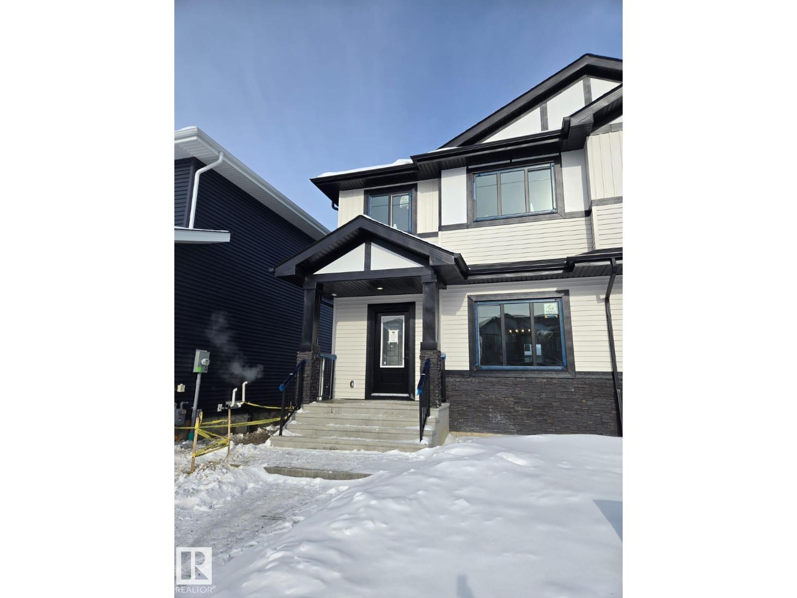 Basement 9806 107 Morinville AV, Morinville, Alberta