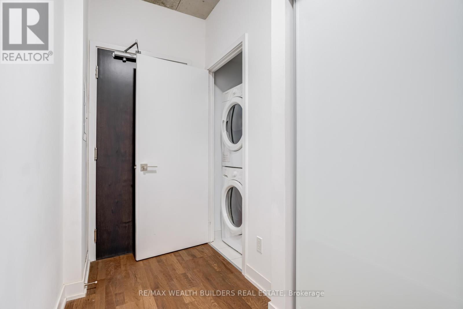 929 - 20 Minowan Miikan Lane, Toronto (Little Portugal), Ontario  M6J 1M3 - Photo 12 - C12609606