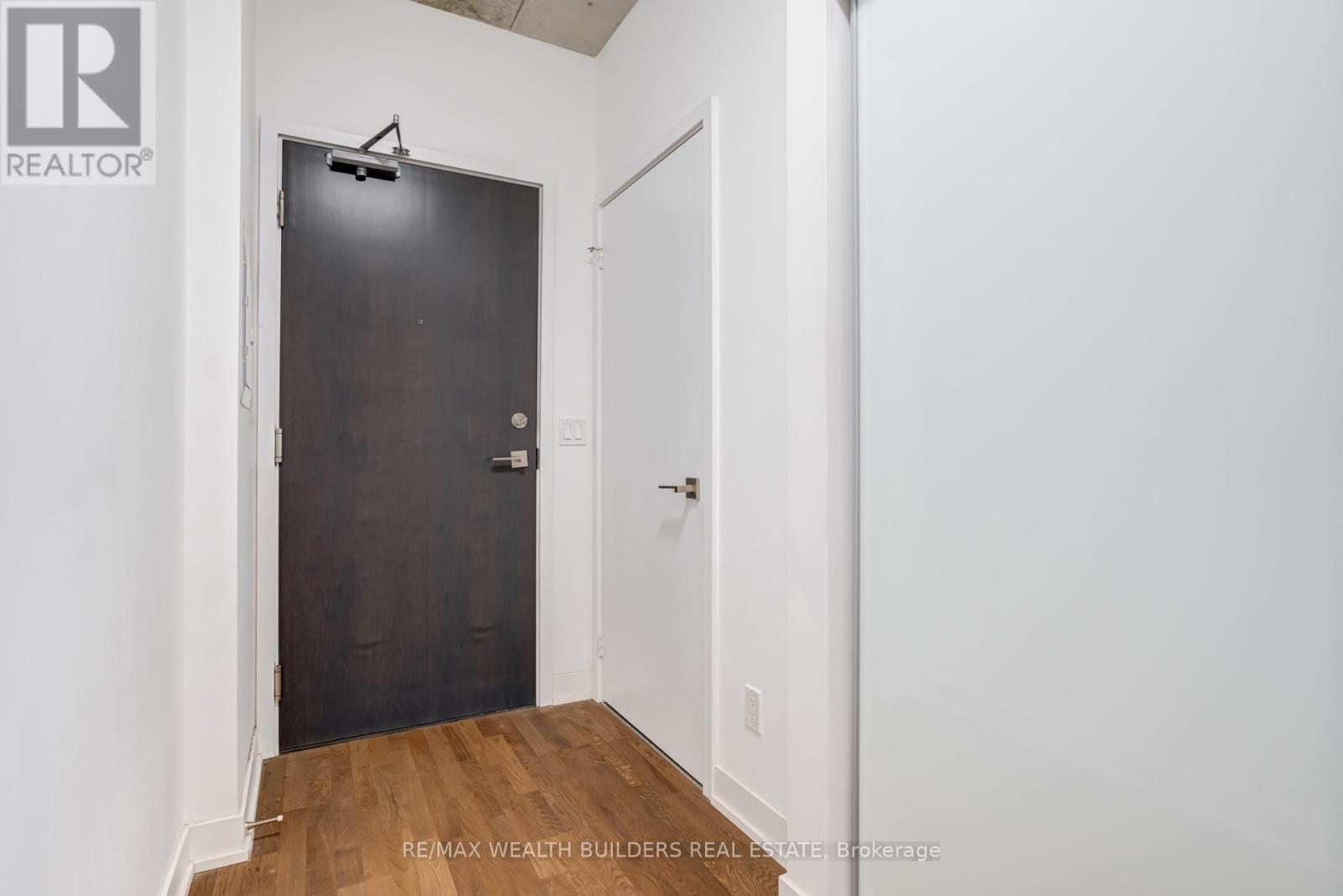 929 - 20 Minowan Miikan Lane, Toronto (Little Portugal), Ontario  M6J 1M3 - Photo 13 - C12609606