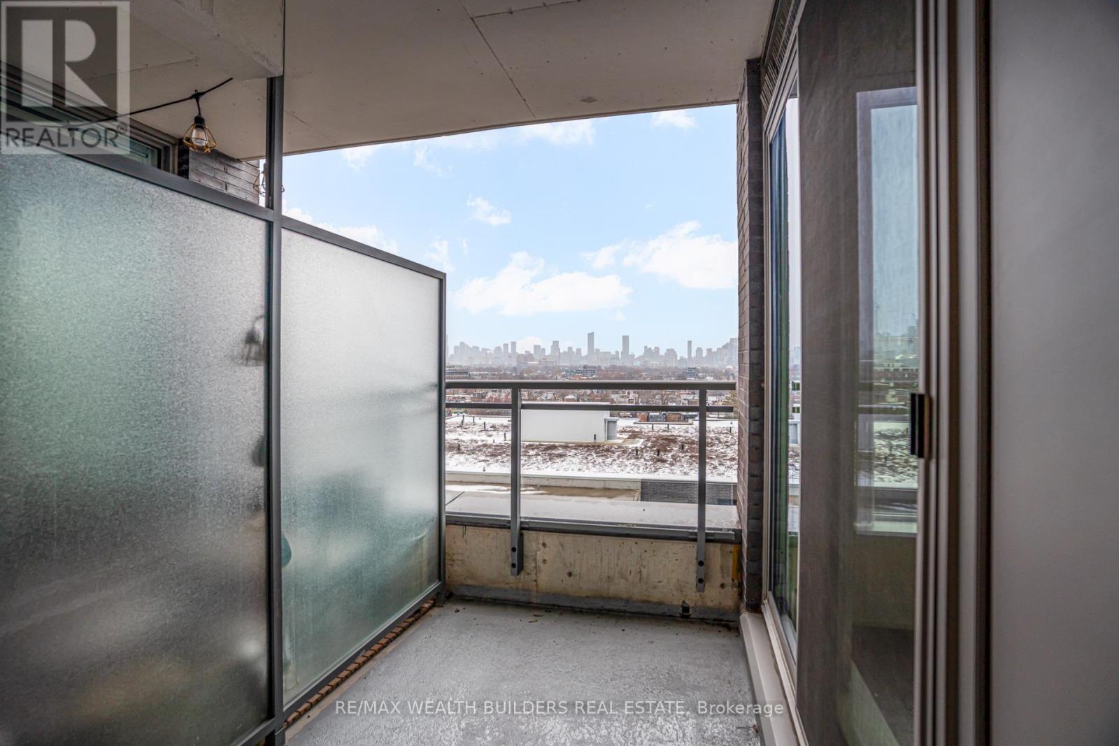 929 - 20 Minowan Miikan Lane, Toronto (Little Portugal), Ontario  M6J 1M3 - Photo 14 - C12609606