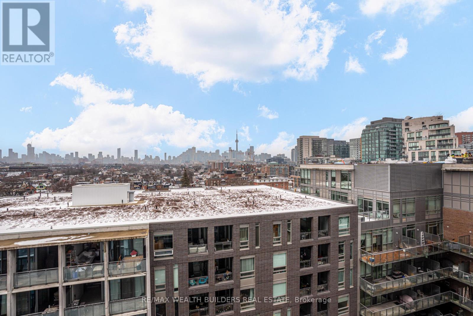 929 - 20 Minowan Miikan Lane, Toronto (Little Portugal), Ontario  M6J 1M3 - Photo 17 - C12609606