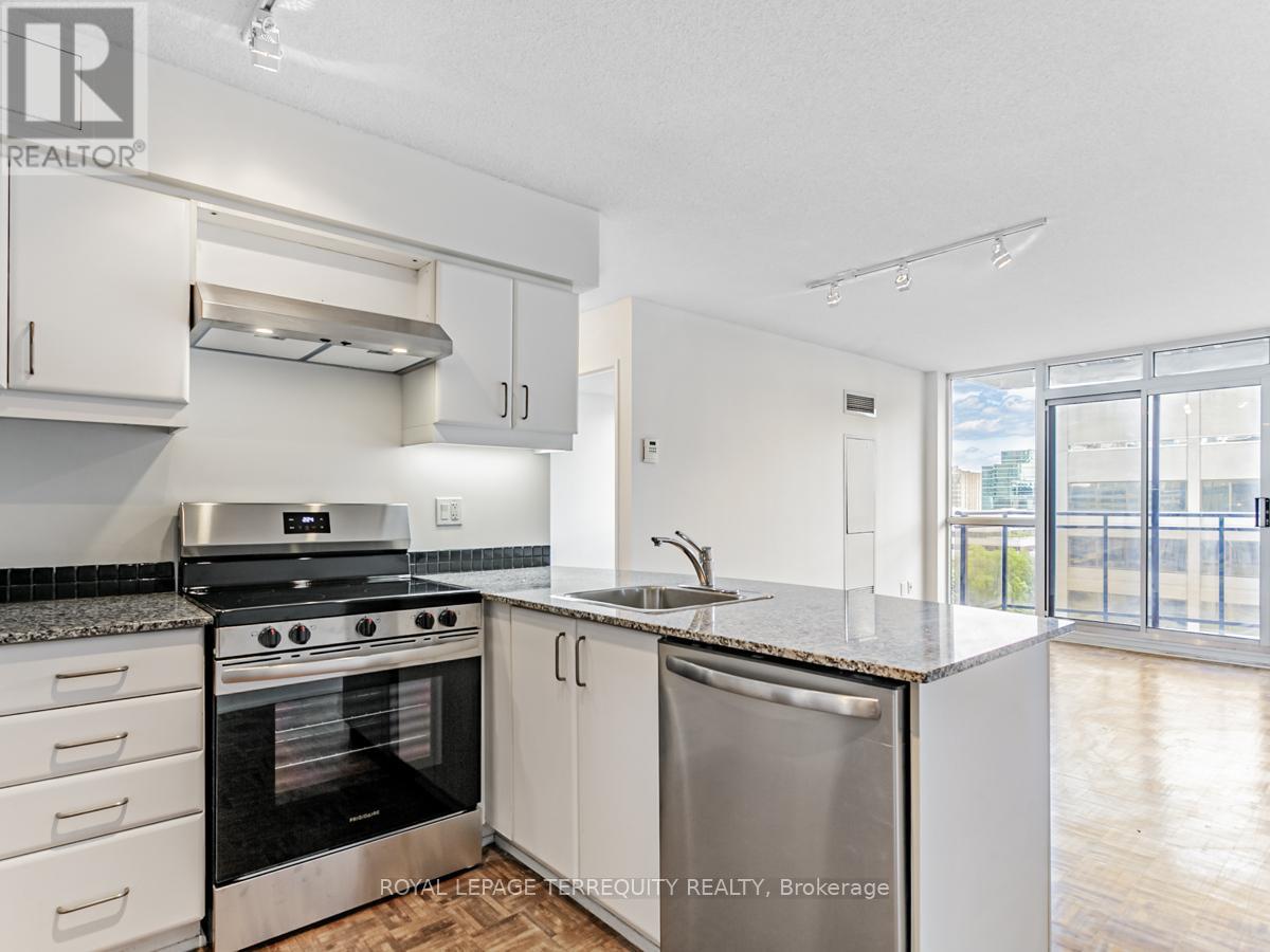 1111 - 33 Sheppard Avenue E, Toronto (Willowdale East), Ontario  M2N 7K1 - Photo 3 - C12609618