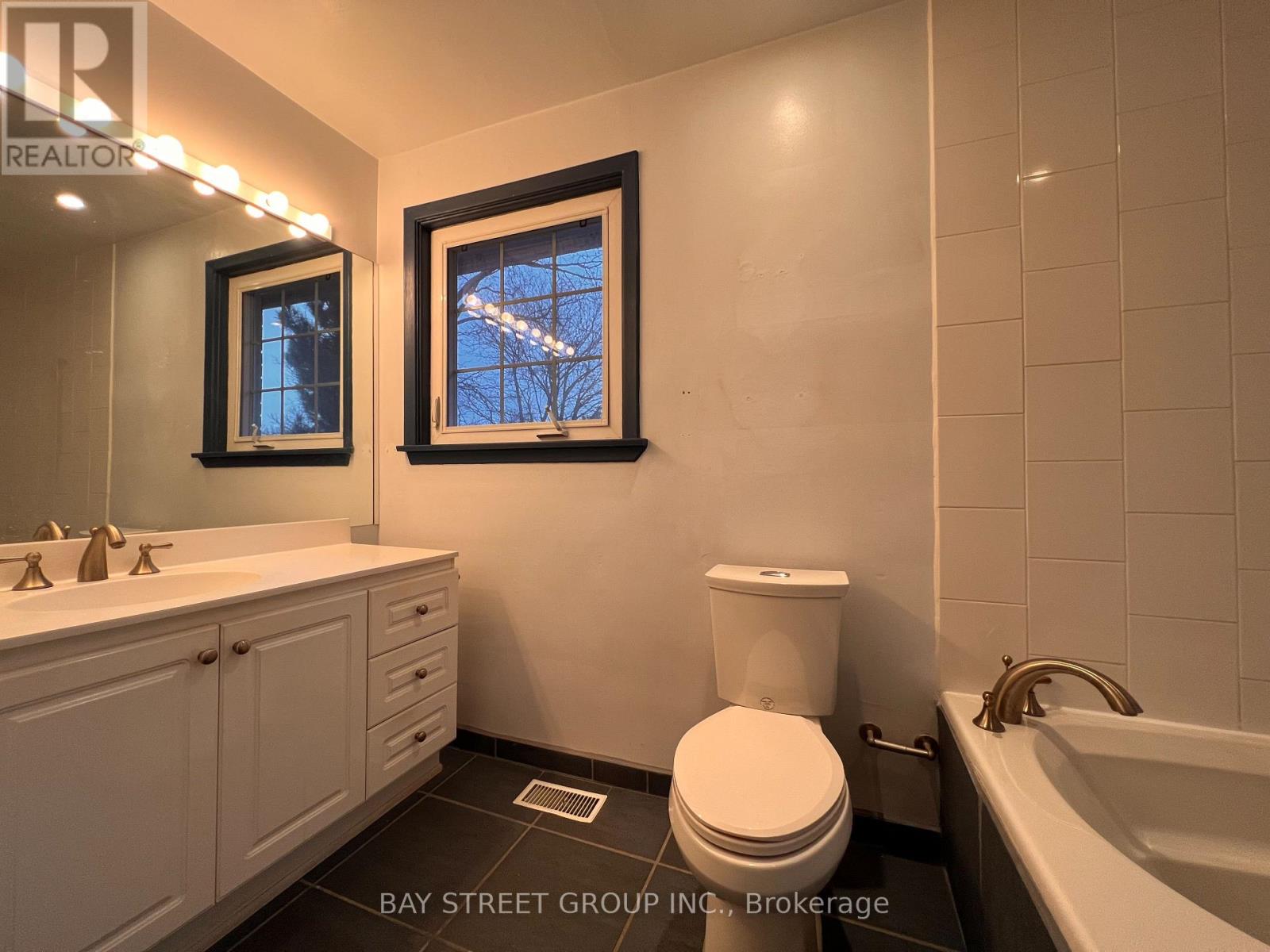 93 Lord Seaton Road, Toronto, Ontario  M2P 1K7 - Photo 20 - C12609620