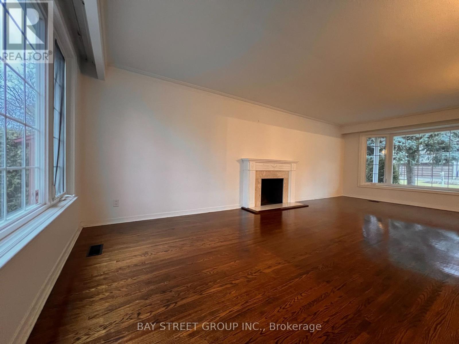 93 Lord Seaton Road, Toronto, Ontario  M2P 1K7 - Photo 4 - C12609620